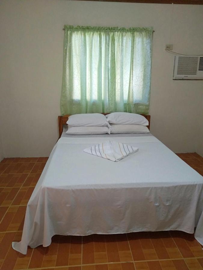 Gold Star Inn Siquijor Buitenkant foto